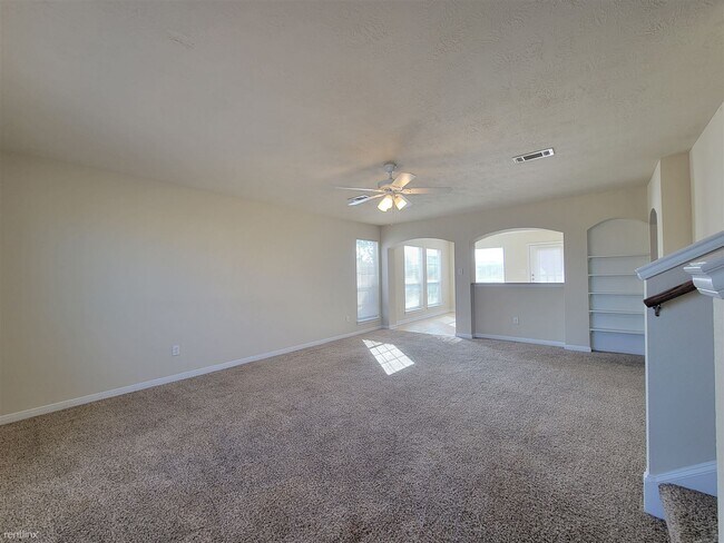 Building Photo - 4 br, 4 bath House - 4140 McFarland Dr