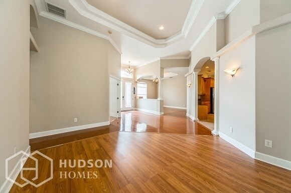 Building Photo - NOW AVAILABLE! 42 Lake Eloise Ct, Winter H...