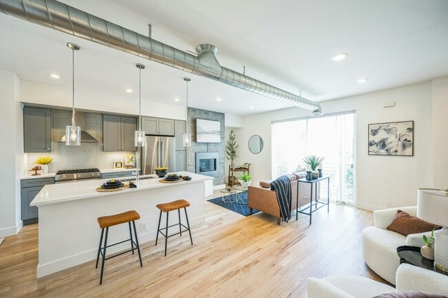 Photo - 4922 Lowell Blvd Townhome