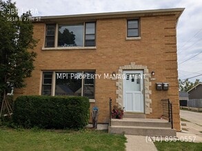 Building Photo - 5618 N 27th St