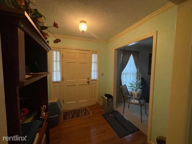 Building Photo - 5 br, 3 bath House - 782 Britt Road Road SW
