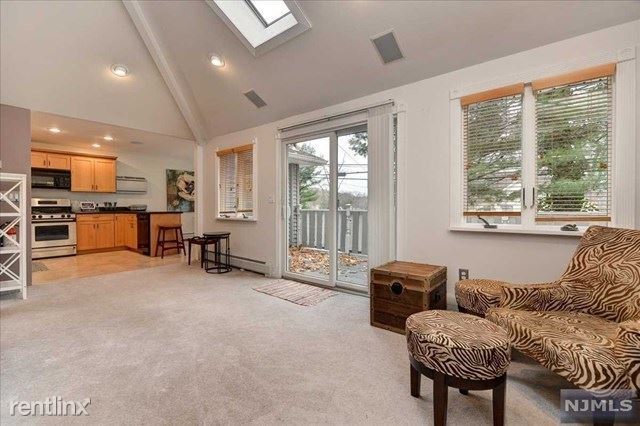 Foto del edificio - 1 br, 1 bath House - 180 Lakeview Ave