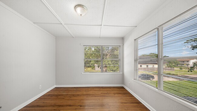 Foto del edificio - 13 13th St N