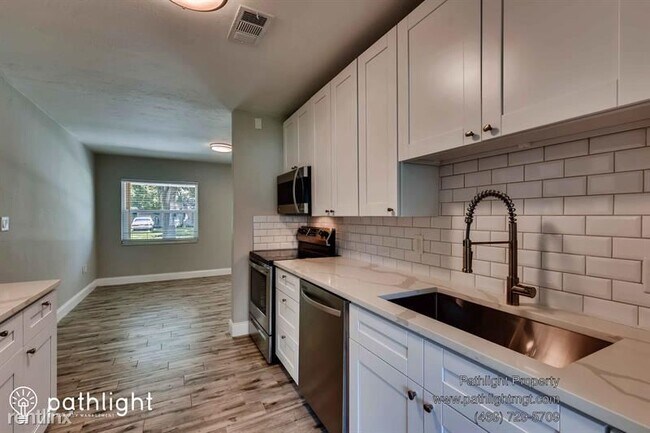 Building Photo - 3 br, 2 bath House - 4412 West Anita Boule...