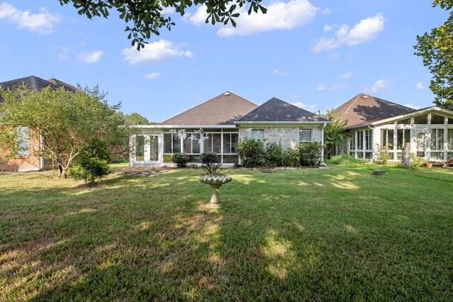 Foto del edificio - 123 Club Dr