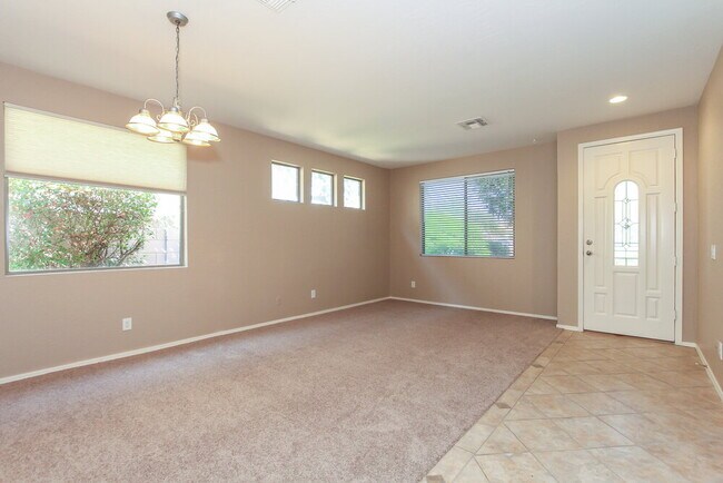 Foto del edificio - 26330 N 68th Dr