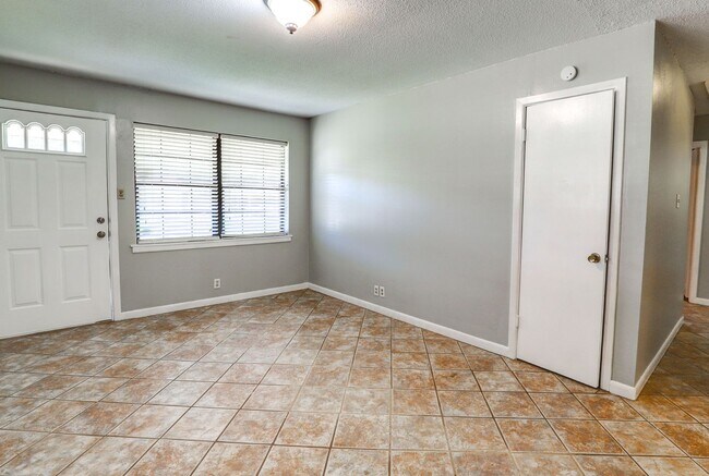 Foto del edificio - 3 Bedroom 1 Bathroom House in Texarkana, AR