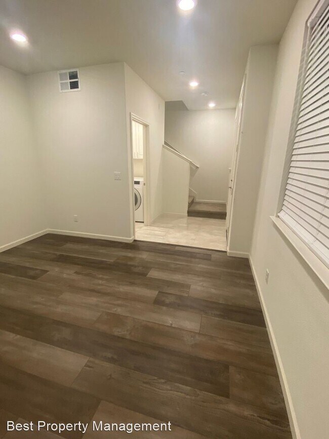 Building Photo - 3 br, 2.5 bath House - 51 Austin Avenue