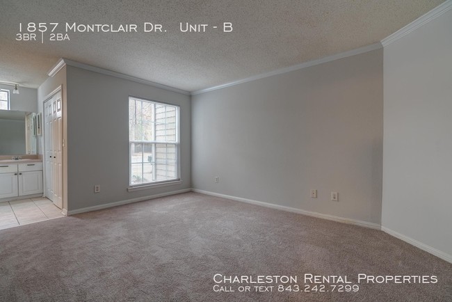 Building Photo - 1857 Montclair Dr