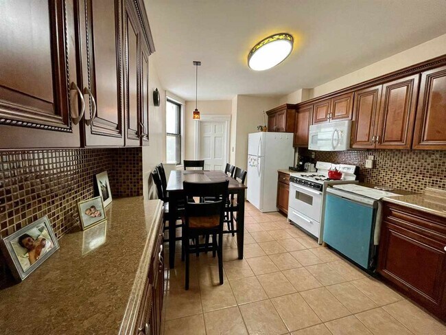 Foto del edificio - 329 51st St