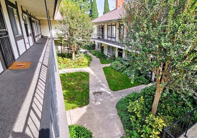 Building Photo - 15508 WILLIAMS ST UNIT N TUSTIN 92780(3 BE...