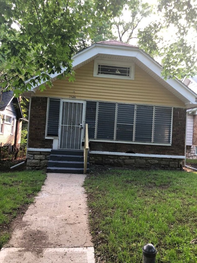 Primary Photo - 5626 Park Ave | 2 BR 1 BA