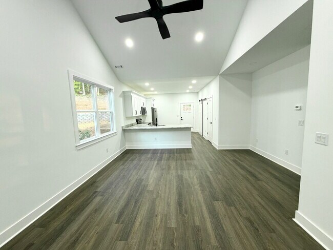 Building Photo - Newly Built 3 bed/2 bath in Westminster