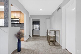 Building Photo - 2333 Bering Dr
