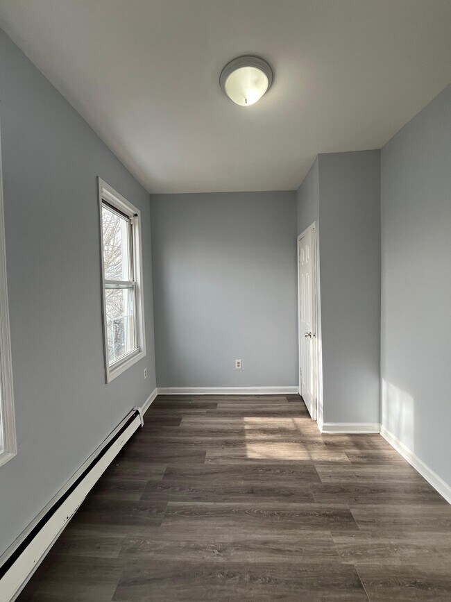 Foto del edificio - 119 Grant Ave