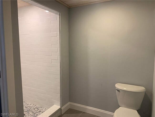 Foto del edificio - 2551 Broadwater St