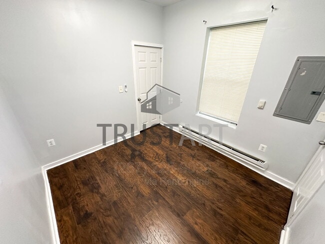 Building Photo - 1257 N 23rd St