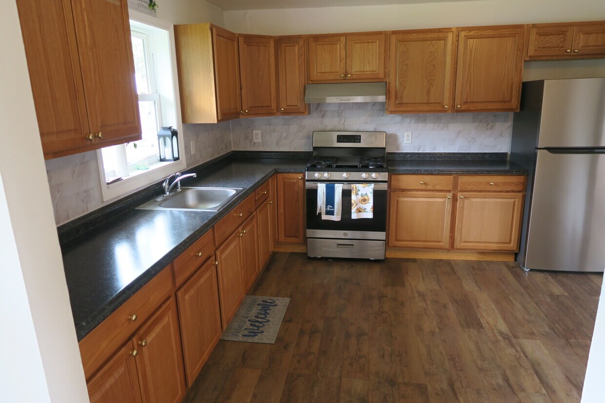 Foto principal - 12 N Maple Ave