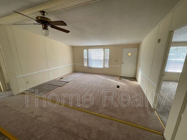 Building Photo - 91 Hummingbird Ln