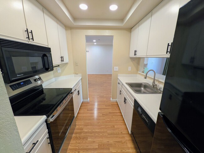 Foto del edificio - 2709 Oak Rd