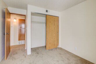 Interior Photo - Americana Lakewood Apartments