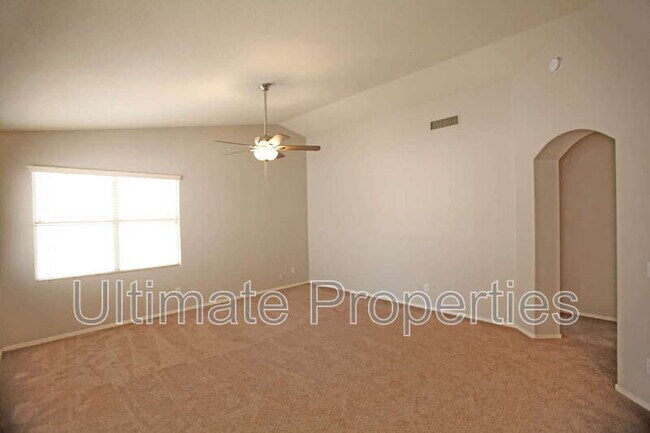 Building Photo - 9625 W Mary Ann Dr