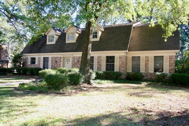Foto del edificio - 5207 3 Oaks Cir