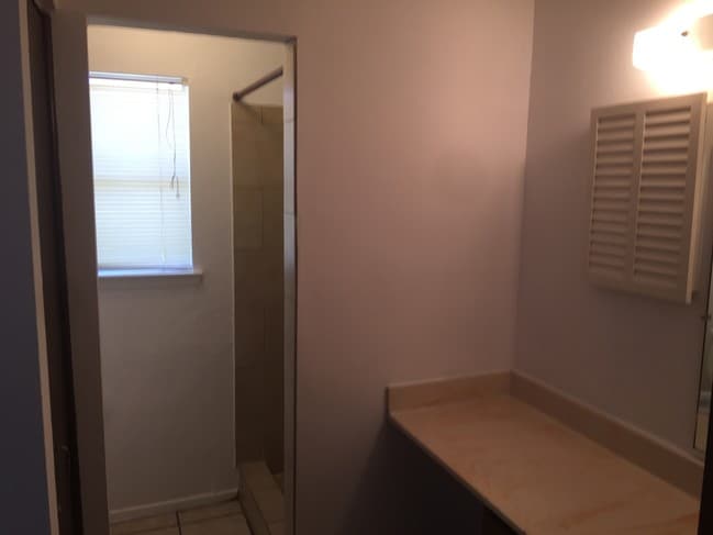 Foto del edificio - 3512 E Glen Dr