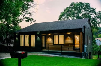 Building Photo - 2276 Sutton St SE