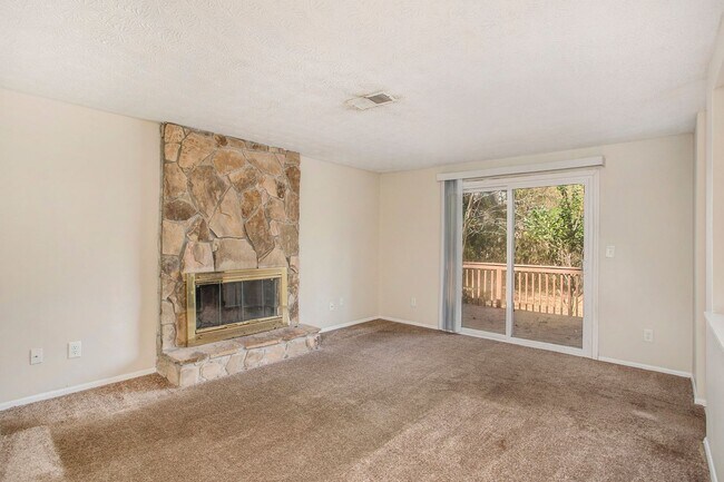 Photo - 3 Bedroom 2 Bath Home