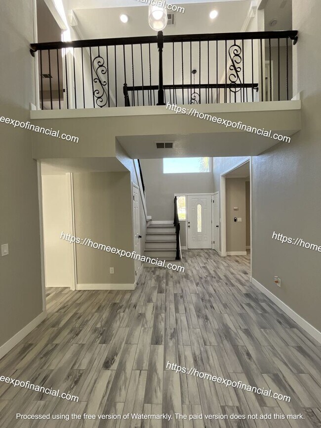 Building Photo - Nice Home For Rent