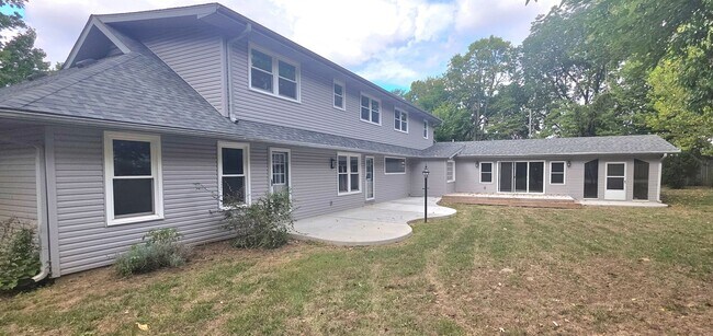 Foto del edificio - 3312 S Graystone Pl