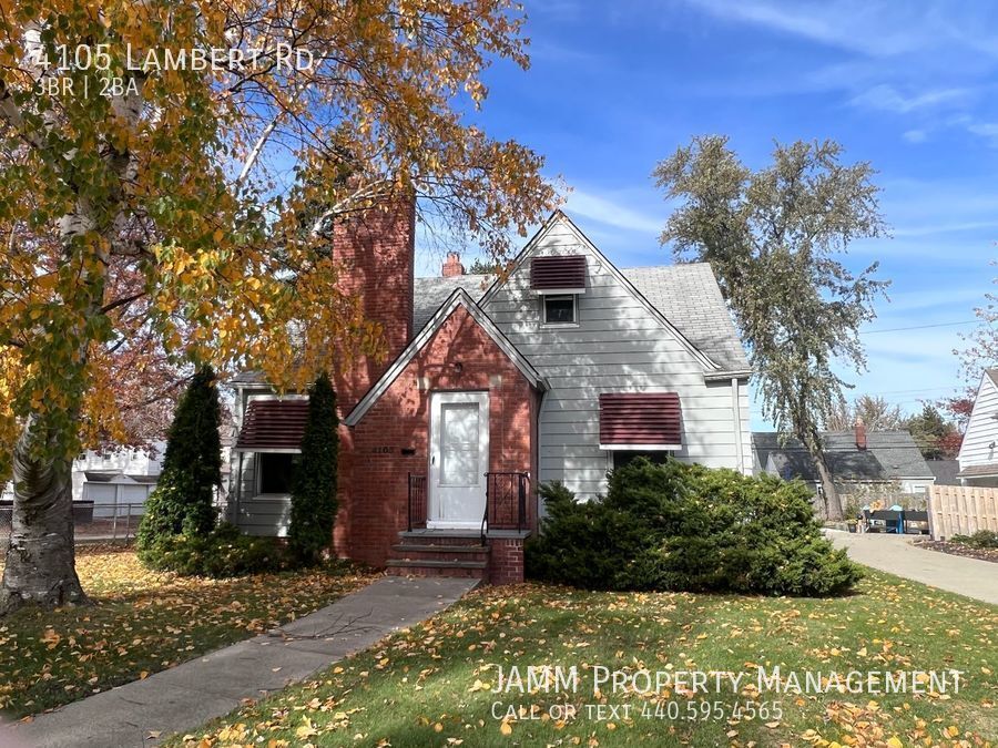 Lovely Cape Cod in South Euclid! House Rental in South Euclid, OH