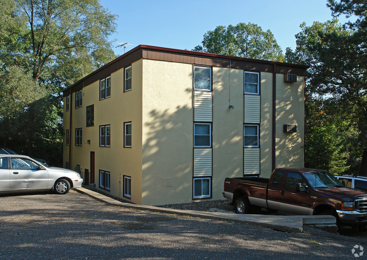 Lily Lake Apartments Stillwater Mn