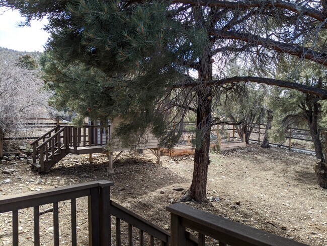 Building Photo - 47235 Skyview Dr