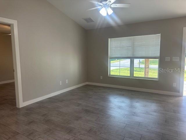 Foto del edificio - 651 Chamber St NW