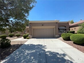 Building Photo - 9401 Villa Ridge Dr