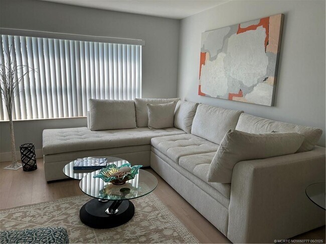 Foto del edificio - 2807 SW Lakemont Pl