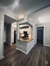 Building Photo - 5353 Memorial Dr