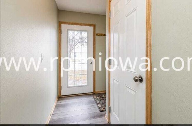 Foto del edificio - GREAT SOUTH ANKENY LOCATION!! 2 Bedroom, 2 Bath Townhome in Ankney