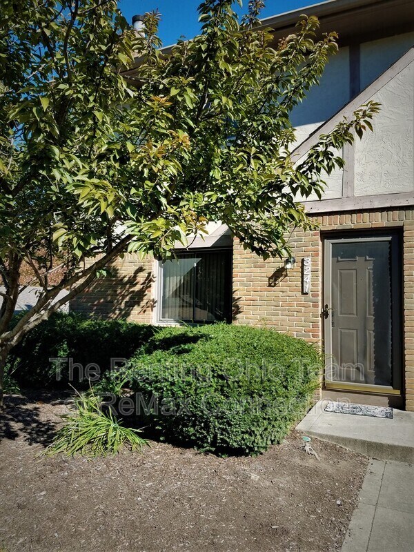 Building Photo - 3241 Brookview Way