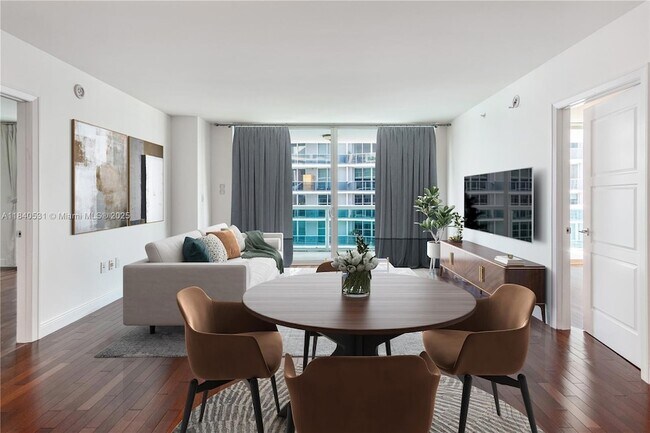 Foto del edificio - 1800 N Bayshore Dr