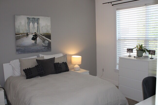 Foto del edificio - 2195 Decatur St