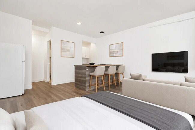Foto del edificio - 318 W 14th St