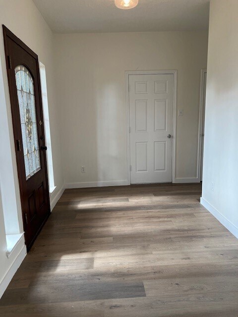 Building Photo - 2118 Laurel Oaks Dr