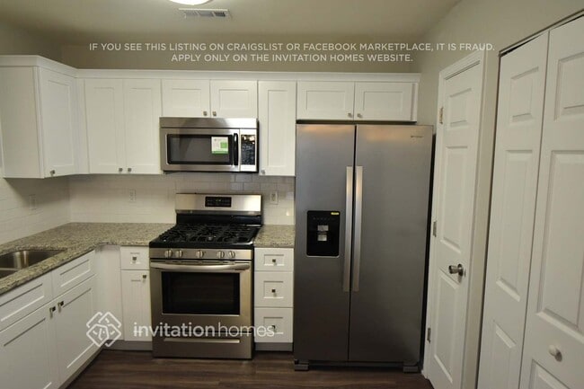 Foto del edificio - 11028 Astor Hill Dr