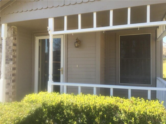 Building Photo - 11712 Norwegian Wood Dr