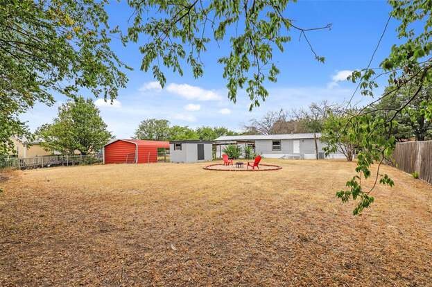 Building Photo - 1205 Robyn Dr