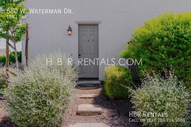 Building Photo - 680 W Waterman Dr