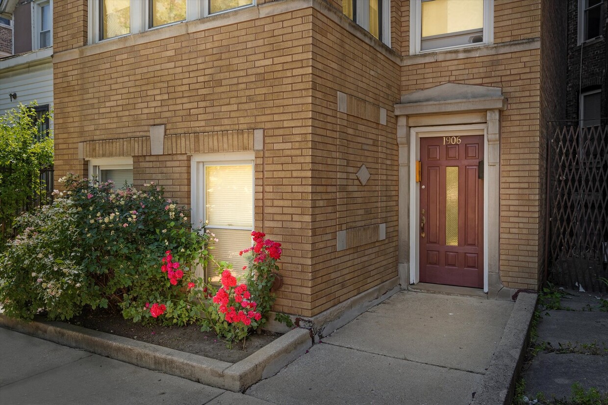 Foto principal - 1906 S Lawndale Ave